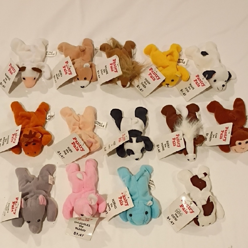 Pantry Pals Set Of 14 Collectibles